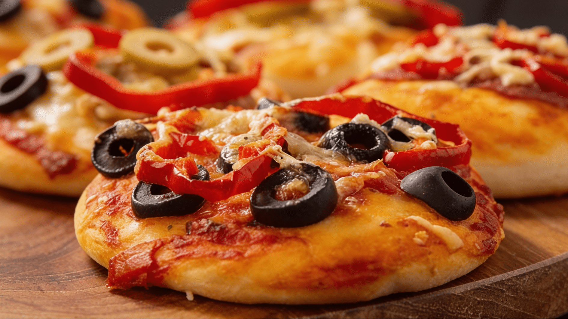 mini pita bread topped with pizza toppings